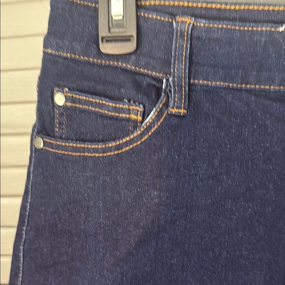 Fashion Nova Blue Jean Shorts High-Waisted Cuffed - Picture 9 of 11